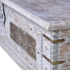 GINER Y COLOMER Coffres Et Malles Coffre Ancien En Bois De Manguier Blanc -Coffres et malles Soldes coffre ancien en bois de manguier blanc 3