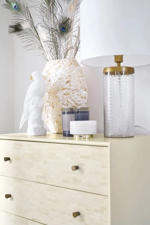 Maisons Du Monde Commodes Et Cabinets Commode 3 Tiroirs Crème Et Métal Coloris Laiton 6 Maisons Du Monde Commodes Et Cabinets Commode 3 Tiroirs Crème Et Métal Coloris Laiton – Image 4