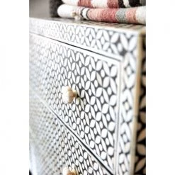 Maisons Du Monde Commodes Et Cabinets Commode 3 Tiroirs En Manguier Et Marqueterie D'os -Coffres et malles Soldes commode 3 tiroirs en manguier et marqueterie d os 1000 9 18 166150 9