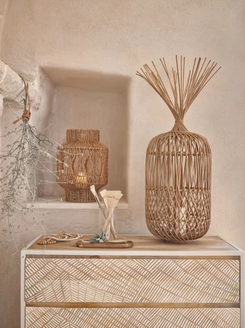 Maisons Du Monde Commodes Et Cabinets Commode 3 Tiroirs En Manguier Massif Sculpté Et Métal Blanc 6 Maisons Du Monde Commodes Et Cabinets Commode 3 Tiroirs En Manguier Massif Sculpté Et Métal Blanc – Image 4