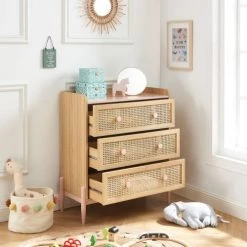 Baita Commodes Et Cabinets Commode Rose Et Cannage Rotin 3 Tiroirs 12 Baita Commodes Et Cabinets Commode Rose Et Cannage Rotin 3 Tiroirs -Coffres et malles Soldes commode rose et cannage rotin 3 tiroirs 4