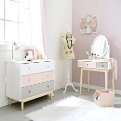 Maisons Du Monde Commodes Et Cabinets Commode Vintage 3 Tiroirs Blanche, Rose Et Grise -Coffres et malles Soldes commode vintage 3 tiroirs blanche rose et grise 1000 16 38 150262 6