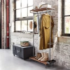 Maisons Du Monde Coffres Et Malles Malle Indus à Roulettes En Métal Noire L 85 Cm -Coffres et malles Soldes malle indus a roulettes en metal noire l 85 cm 1000 0 28 138567 4