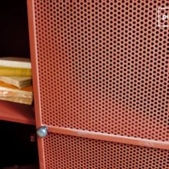 PIB Commodes Et Cabinets Table De Chevet En Métal Rouge -Coffres et malles Soldes table de chevet en metal rouge 2